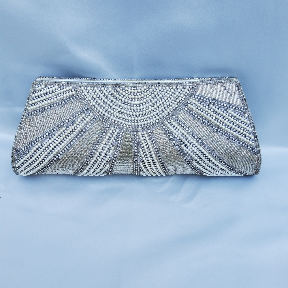 Blingy silver beaded sequin clutch